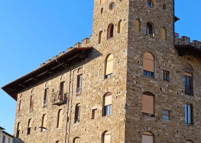 Florence Castle Apartment 2 Bedrooms, 2 Bathrooms