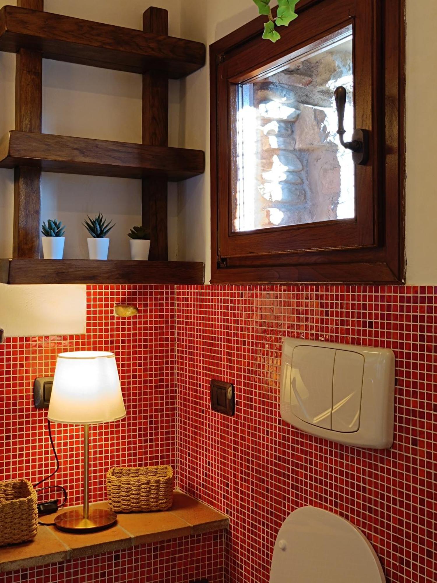 Castle 2 Bedrooms, 2 Bathrooms *