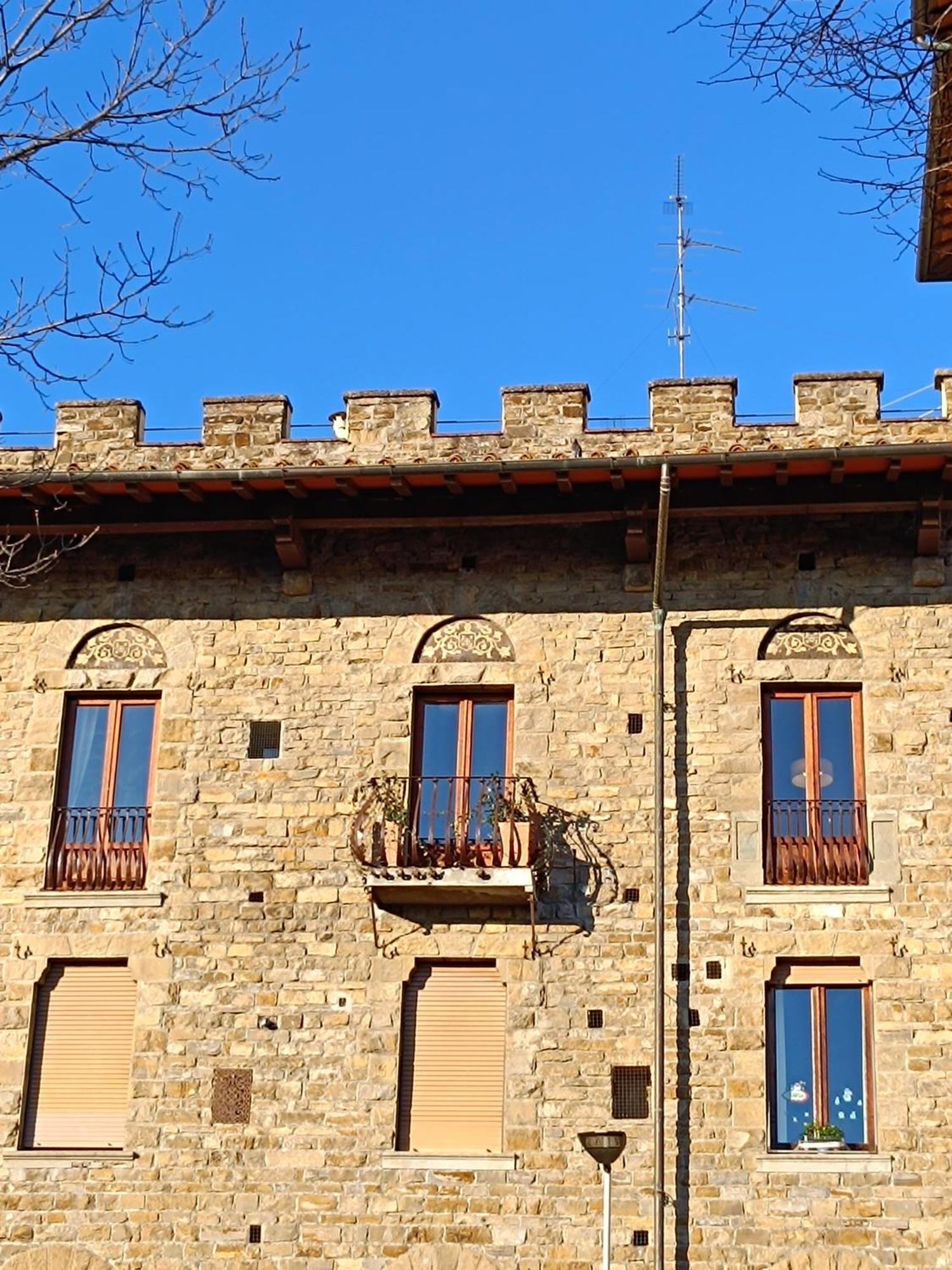 Castle 2 Bedrooms, 2 Bathrooms Florencia