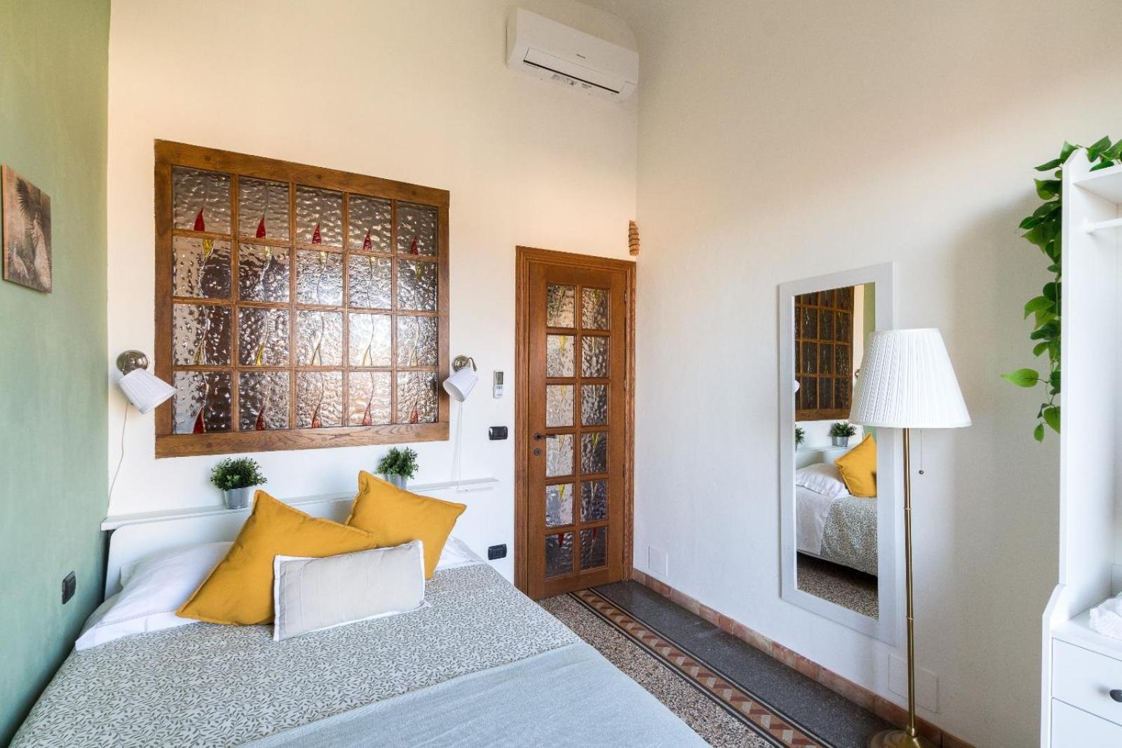 Castle 2 Bedrooms, 2 Bathrooms